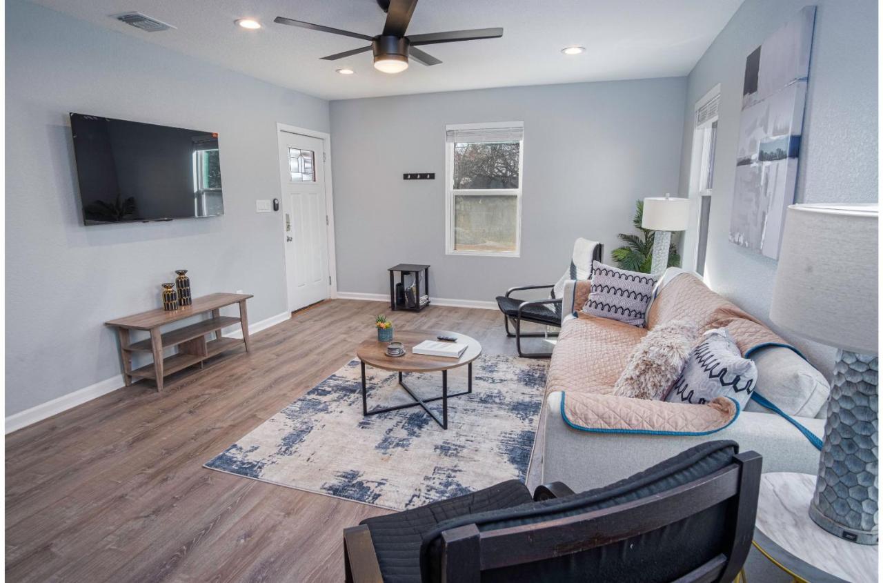 Adorable 4Br 2Ba Close To Riverwalk And Downtown San Antonio Exterior foto